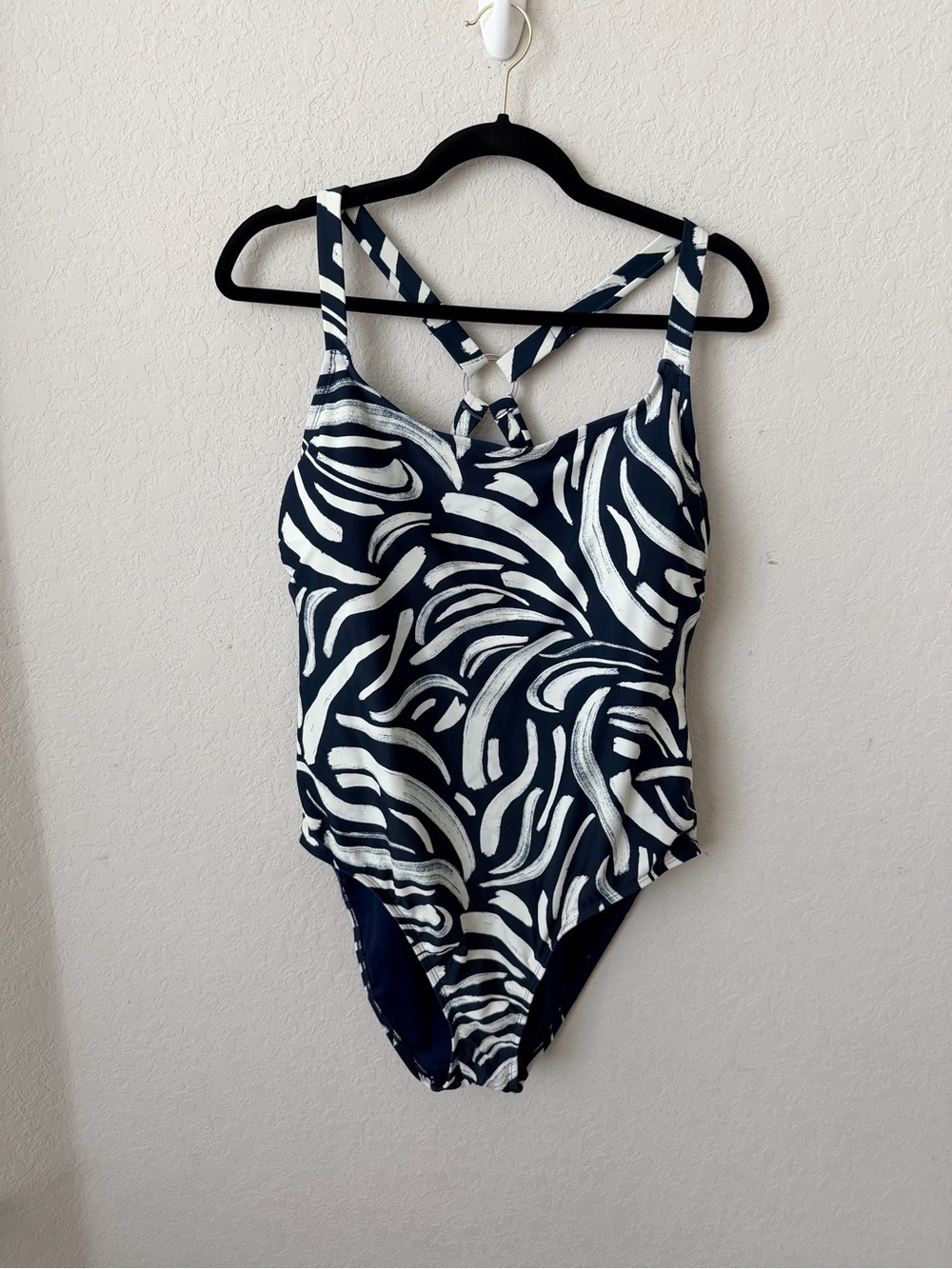 Hurley Blue & Cream Swirl-Print One-Piece Swimsuit Size XXL